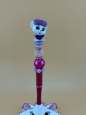 Miss Bianca from the Rescuers Beaded Pen